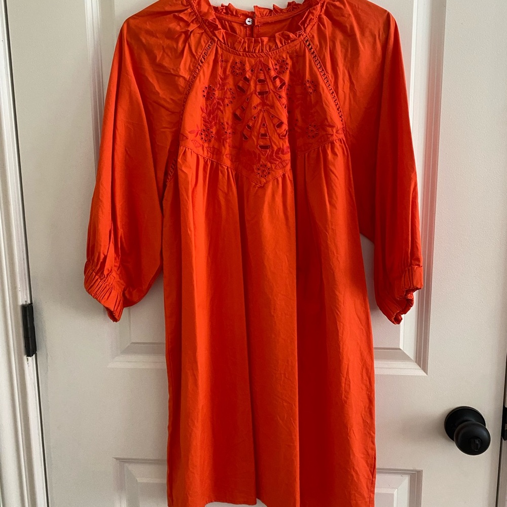 *NWOT* RUFFLE TUNIC TOP - Picture 2 of 4